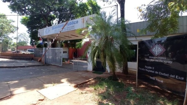 Ciudad del Este: imputan a estudiantes brasileños por presentar certificados falsos