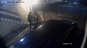 Roban moto de una vivienda en Sajonia: portón estaba sin candado | Unicanal