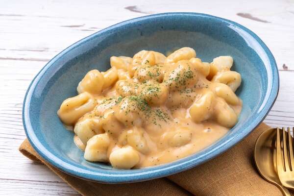 Cómo hacer ñoquis en casa: receta con crema de azafrán y finas hierbas - Gastronomía - ABC Color