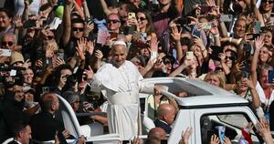 La Nación / El papa León XIV pide privilegiar el amor a los pobres