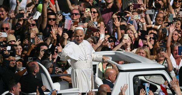 La Nación / El papa León XIV pide privilegiar el amor a los pobres