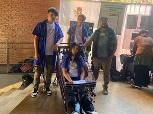 Estudiantes del CTN crean un kart eléctrico a partir de un carrito de supermercado