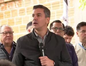 El presidente de la República arremete contra grupos de poder que buscan someterlo