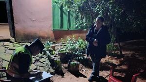 Entró a robar y se olvidó su moto frente a la casa
