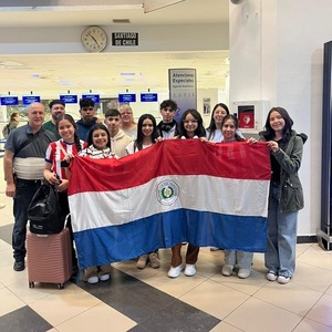 Bailarines paraguayos impresionaron en Canadá con su destreza - trece