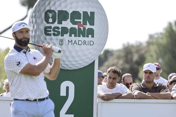 Alcaraz, en el Abierto de España de golf - Tenis - ABC Color