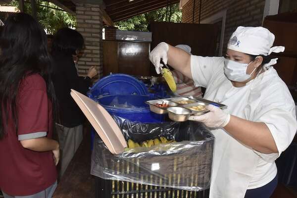 Hambre Cero: Comepar reconoce entrega de bananas inmaduras al reponer frutas en colegio - Nacionales - ABC Color