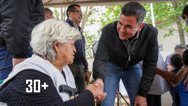 Santiago Peña respondió a los ataques y reiteró compromiso con los más vulnerables - trece