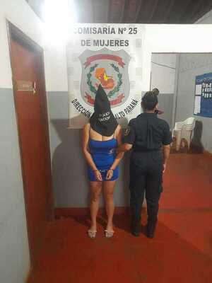 FUE EN BUSCA DE PLACER Y TERMINÓ SEMIDESNUDO PIDIENDO AUXILIO EN LA CALLE - Info Alto Parana