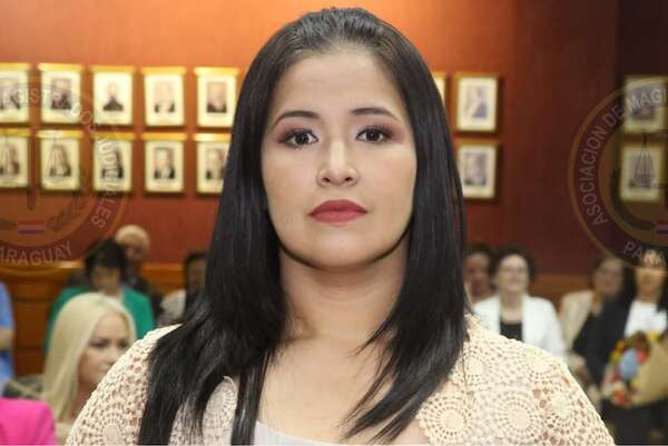 Mafia de pagarés: jueza denuncia hostigamiento tras difusión de audios que revelan “viejas prácticas” - Nacionales - ABC Color