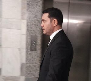 Hoy se define si senador Hernán Rivas va a juicio  - Política - ABC Color