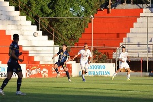 El Triki y el Rojo se miden en Santísima Trinidad