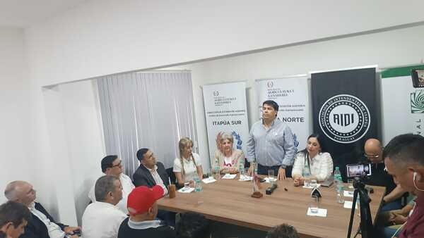 La EBY, el MAG y la AIDI concretan alianza: entregan primer desembolso de proyecto productivo en Itapúa