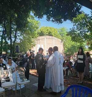 Popular / 120 parejas omendáma en boda comunitaria en Ypané