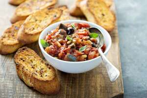 Caponata siciliana: una receta clásica que une sabores y tradiciones italianas - Gastronomía - ABC Color