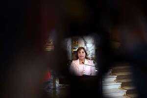 Las claves de la fulminante destitución de la presidenta peruana Dina Boluarte   - Mundo - ABC Color