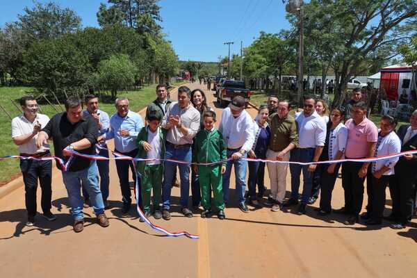 Peña reafirma su compromiso con el desarrollo del Guairá durante jornada de Gobierno - ADN Digital