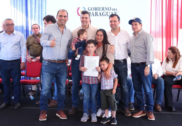 GOBIERNO INAUGURÓ OBRAS VIALES Y ENTREGÓ APORTES SOCIALES EN GUAIRÁ