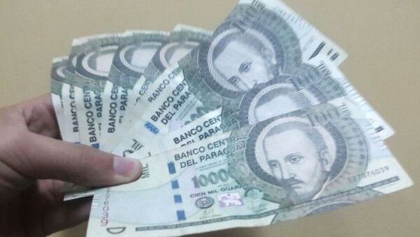 Salarios de funcionarios representan el 36,4% de todo el gasto público