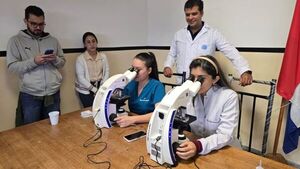 Salud celebra la desprecarización de más de 2 mil funcionarios - trece