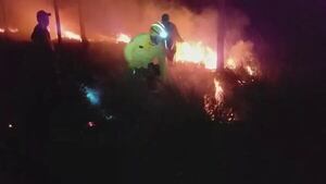 Video: Intenso incendio en la Transchaco - Nacionales - ABC Color