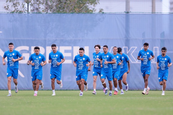 La Albirroja cerró entrenamientos en Japón y viaja rumbo a Seúl