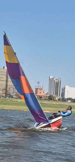 Vela: Regata Día de la Raza - Polideportivo - ABC Color