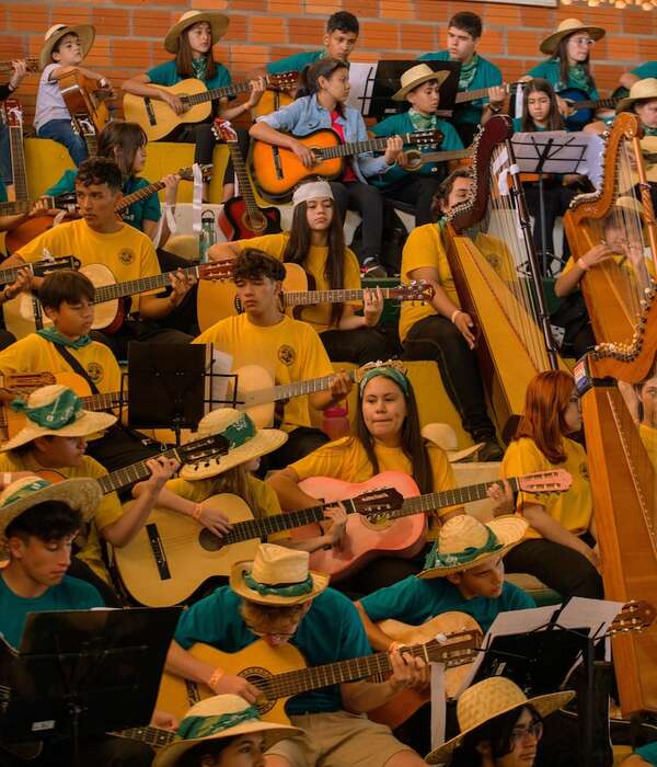 Más de mil guitarristas celebrarán a Mangoré en Misiones - Música - ABC Color