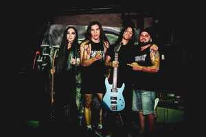 "Curses of the Abyss" en La Cueva Rock & Metal Bar