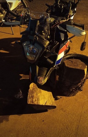 Agente motorizado pierde la vida durante un procedimiento en Ciudad del Este - ADN Digital