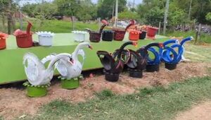 Artesano convierte cubiertas en arte en Concepción - Concepción al Día