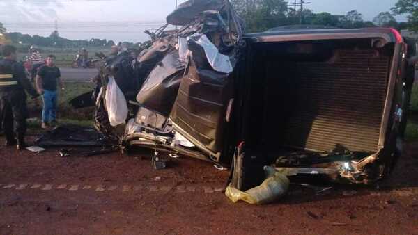 Alto Paraná: Cuatro muertos en un día por electrocución y accidente vial, entre ellos un policía