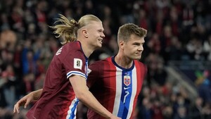 Triplete de Haaland; Sorloth asiste y Noruega hace pleno