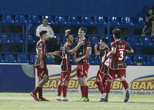 Estocada sobre el final: Tembetary tumbó a Libertad en Villa Elisa - Fútbol - ABC Color