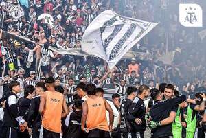 Gimnasia de Mendoza asciende a Primera en Argentina - Fútbol Internacional - ABC Color