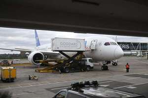 Suspenden los vuelos a Cusco durante 12 horas por trabajos de mantenimiento del aeropuerto - Mundo - ABC Color