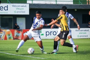 La pasión del fútbol va a Villeta