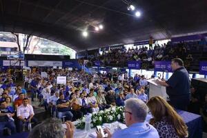 PLRA enfrenta su convención entre la indefinición política y la sombra del cartismo