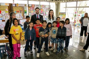 Conmemoran 20 años del Programa Abrazo, una política pública de protección a la niñez | Unicanal