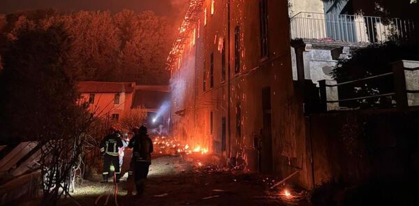 Incendio destruye histórico monasterio donde Calo Acutis recibió la Primera Comunión