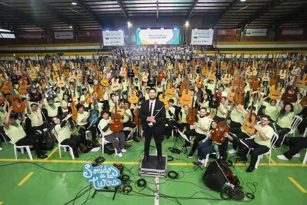Sonidos de la Tierra hizo resonar a San Juan con mil guitarras para Mangoré - Nacionales - ABC Color