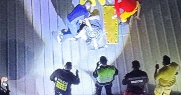 La Nación / Pelea entre asiáticos dejó 5 muertos y un incendio en un edificio