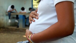 Niñas y adolescentes sufren uniones forzadas, embarazos precoces y suicidios en Paraguay