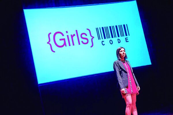 Girls Code: cuando el futuro se escribe en femenino