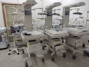 Hospital de Barrio Obrero potencia servicio neonatal con nuevos equipos biomédicos