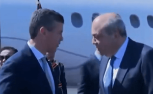 Santiago Peña viajó a Egipto para la firma del acuerdo de paz entre Israel y Hamás - Noticiero Paraguay