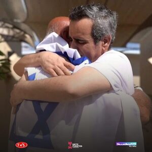 HAMÁS LIBERA A 20 REHENES ISRAELÍES - «TVS DIGITAL»