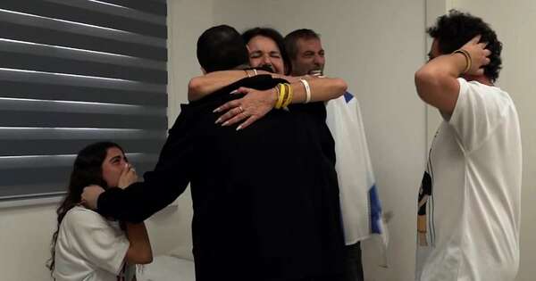 La Nación / “Bienvenidos a casa”: rehenes israelíes retornan después de 738 días de cautiverio