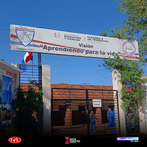 SUSTRAEN NOTEBOOKS Y OTROS ELEMENTOS DEL COLEGIO JOHN F. KENNEDY DE ENCARNACIÓN - «TVS DIGITAL»