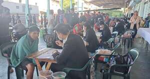 La Nación / Inician censo a procesados y condenados en Tacumbú